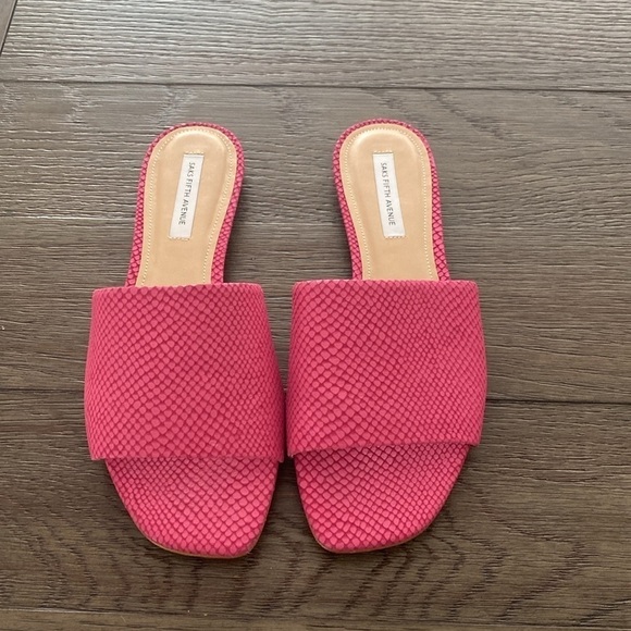 Saks 5th Avenue Bright Pink Slide Sandals | Size 9 - Picture 4 of 11